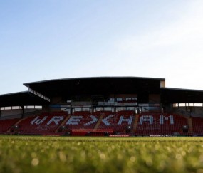 安卓版-即将迎战切尔西！雷克瑟姆官方呼吁球迷不要在比赛中喊恐同口号